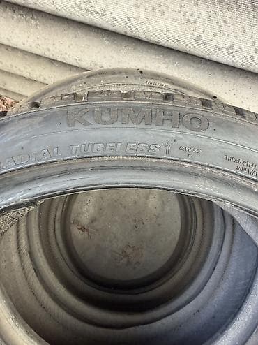 19: Шины 225 / 40 / R 19, Зима, Б/у, Комплект, Легковые, Корея, Kumho — 3