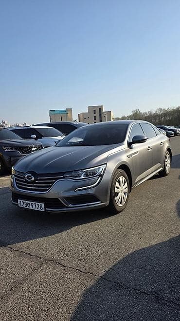 Renault SM6: 2020 г., Седан