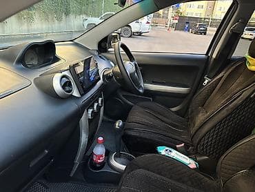 Продажа авто: Toyota Ist: 2004 г., 1.5 л, Автомат, Бензин, Хэтчбэк — 2