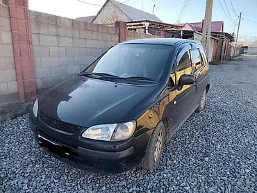 Toyota Corolla Spacio: 1998 г., 1.6 л, Автомат, Бензин, Минивэн