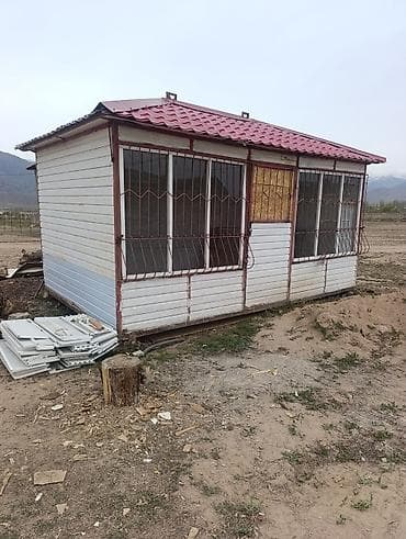 аренда домиков в горах: Передвижной модульный домик/бытовка с металлической крышей. - Каркас — 2