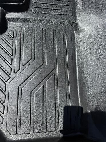 Аксессуарлар жана тюнинг: На Volkswagen ID4 Комплект 3D-ковров для салона и багажника — 4