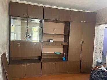 Мебель: Продаю Стенка-гостиная модульная из ЛДСП в классическом стиле, цвет — — 1