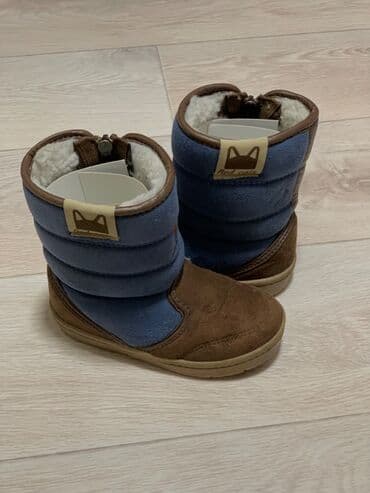 детская обувь для мальчиков бишкек: Детские угги корейские. В отличном состоянии, носились очень мало — 1