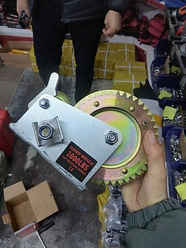 Ручная лебедка с тросом 1000 lbs (≈450 кг) Описание: - Механическая at lalafo.kg Ручная лебедка с тросом 1000 lbs (≈450 кг) Описание: - Механическая