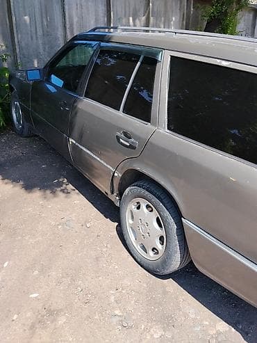панель на 124: Mercedes-Benz W124: 1991 г., 3 л, Механика, Дизель, Универсал — 3