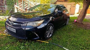 Toyota Camry: 2016 г., 2.5 л, Автомат, Бензин, Седан — 2