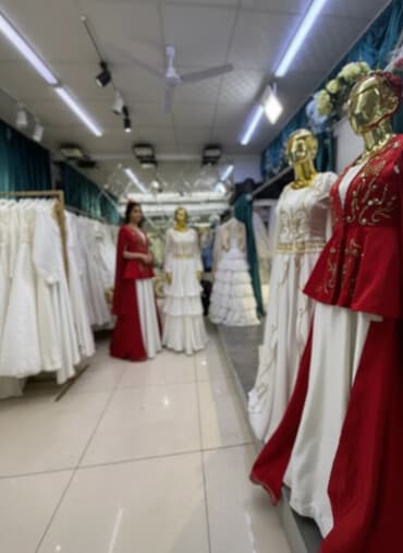 платье леопардовое: Распродажа срочно вечерних и свадебных нарядов. Ассортимент: - — 2