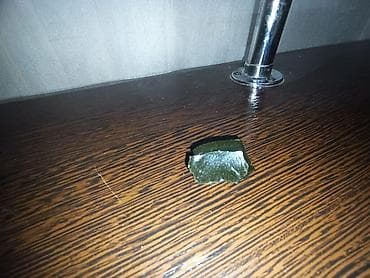 обсидиан: Натуральные зеленые стекловидные камни (обсидиан/текилитовый тип) — 3