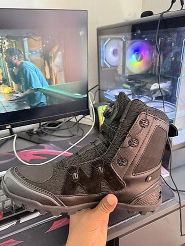 ботинки подростковые: ПРОДАЮ НОВЫЕ МОТО БОТЫ! 42,5 размер Особенности: - Быстрая шнуровка с — 4