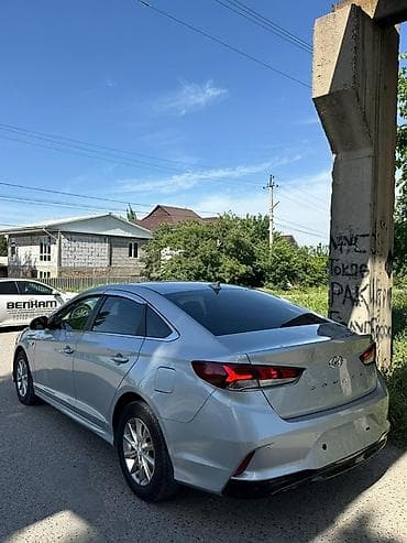Продажа авто: Hyundai Sonata: 2021 г., Автомат, Газ, Седан — 5