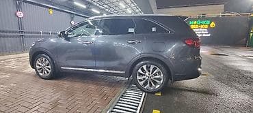 понарамный люк: Kia Sorento: 2018 г., Автомат, Кроссовер — 3
