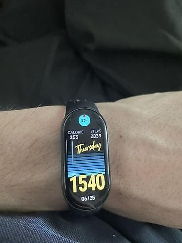 Фитнес-браслет Miband 10 с цветным AMOLED-дисплеем и силиконовым — 1