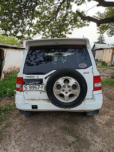 daihatsu core: Mitsubishi Pajero iO: 1999 г., 2 л, Механика, Бензин, Внедорожник — 2