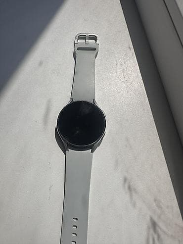 Смарт‑часы Samsung Galaxy Watch4 (44 мм), цвет серебристый корпус +
