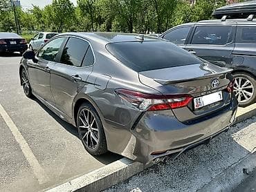 corolla levin: Toyota Camry: 2020 г., Автомат, Гибрид, Седан — 4