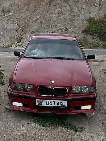 Унаа: BMW 3 series: 1991 г., 2 л, Кол менен иштөөчү, Бензин, Седан — 1
