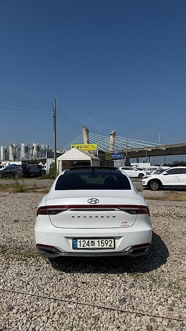 Продажа авто: Hyundai Grandeur: 2021 г., 3 л, Автомат, Газ, Седан — 5