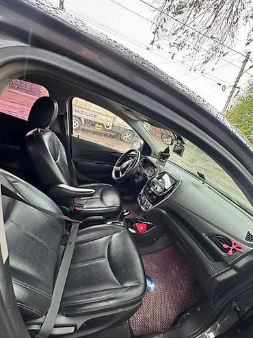 тойота спарки: Chevrolet Spark: 2016 г., Автомат, Бензин, Хэтчбэк — 4