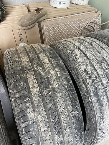 89 2: Комплект летних шин 235/45 ZR18 98W - Тип: летние, асимметричный — 4
