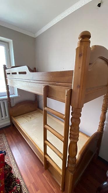 wooden bed: Деревянный двухъярусный кровать размером 90*200 — 1