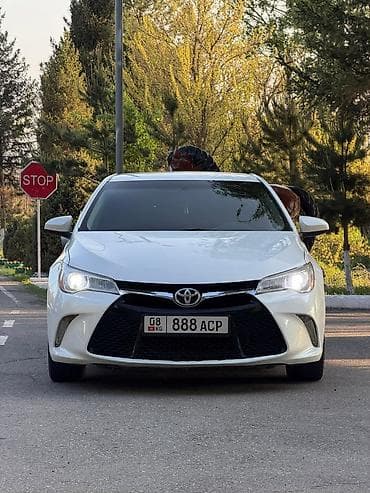 Toyota Camry: 2015 г., 2.5 л, Автомат, Бензин, Седан at lalafo.kg Toyota Camry: 2015 г., 2.5 л, Автомат, Бензин, Седан