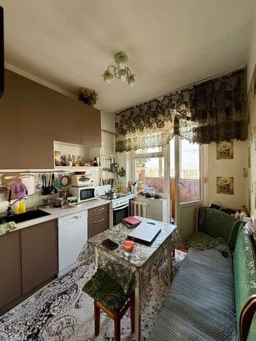 продаю квартиру район 9микрарайон: 3 бөлмө, 80 м², 106-серия, 9 кабат, Косметикалык ремонт — 4