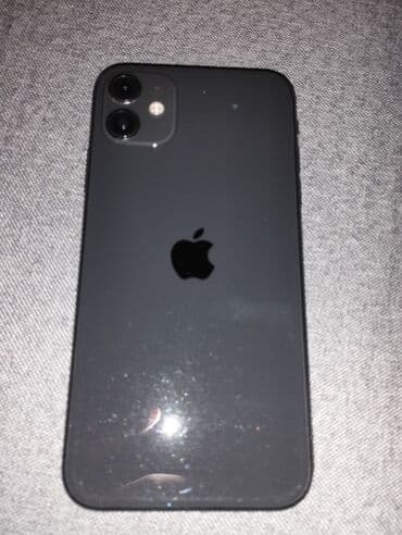 IPhone 11, Б/у, 128 ГБ, Черный, Чехол, 81 %