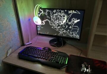 Мониторы: Компьютер, ядер - 4, ОЗУ 8 ГБ, Игровой, Б/у, HDD + SSD — 1