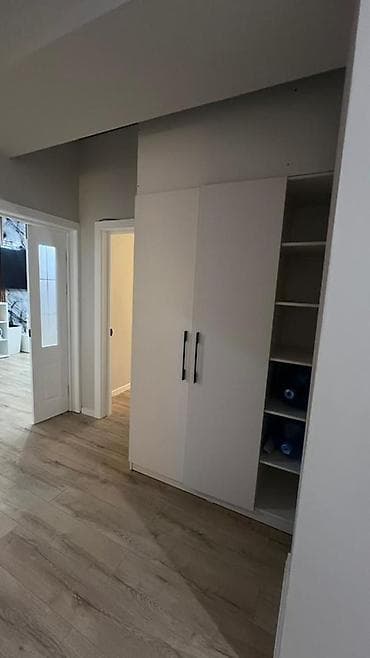 2 бөлмө, Менчик ээси, Толугу менен эмереги бар — 3