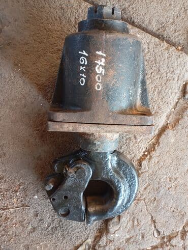 реечный домкрат: Фаркоп Для грузовых авто Howo, Б/у, Самовывоз — 3