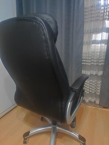 Офис креслолору: Продаю кресло с высокой спинкой. Кресло в отличном состоянии без — 4