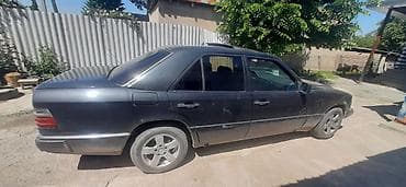 торпедо гольф 4: Mercedes-Benz W124: 1989 г., 2.3 л, Механика, Газ, Седан — 6
