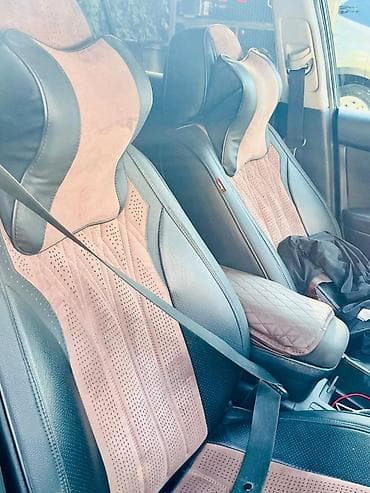 полики ворсистые: Toyota Avensis: 2003 г., 1.8 л, Автомат, Бензин, Седан — 4