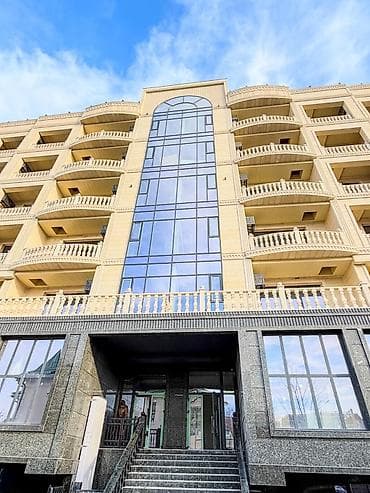 клубный дом: 4 комнаты, 164 м², 5 этаж — 4