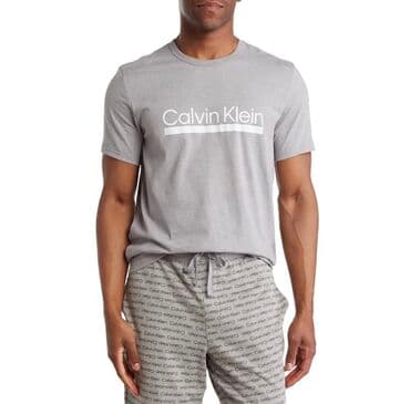 Айымдардын кийими: CALVIN KLEIN. футболка с логотипом.Верный размер.Считается стандартной — 4