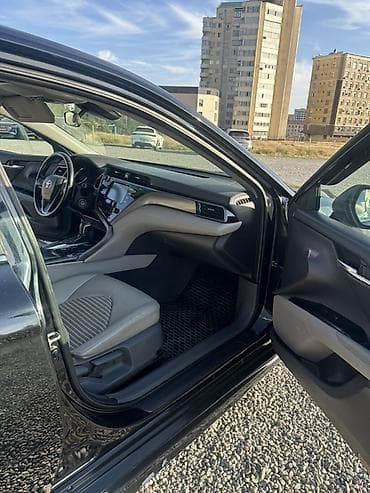 windom 2003: Toyota Camry: 2019 г., 2.5 л, Бензин, Седан — 5