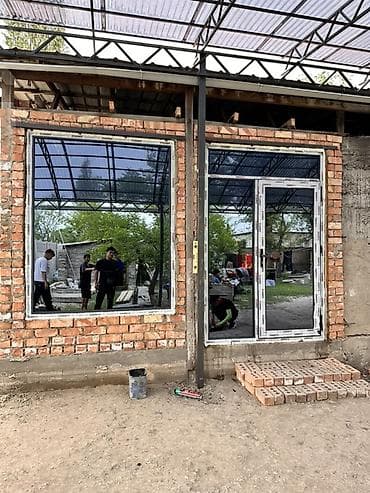 витражи: Алюминиевое окно на заказ, Тип окна: Витражные, Мансардные, Панорамные, Декоративные особенности: Декоративный переплет, Бесплатная установка, В рассрочку — 1
