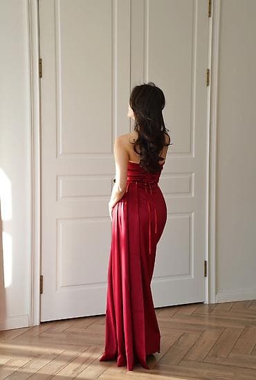 lore piano: Роскошное платье в винном цвете❤️‍🔥 Акцент на женственный силуэт — 2