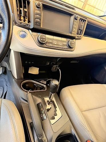 2016: Toyota RAV4: 2016 г., 2.5 л, Вариатор, Гибрид, Кроссовер — 6