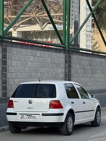 Продажа авто: Volkswagen Golf: 2002 г., 1.6 л, Автомат, Бензин, Хэтчбэк — 4