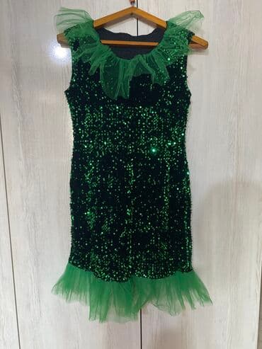 Киреге берилүүчү кийимдер: Кече көйнөгү, Классикалык, Кыска модель, Жеңдери жок, Пайеткалар, S — 3