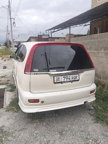 pod: Honda Stream: 2002 г., 0.2 л, Автомат, Бензин, Минивэн — 4