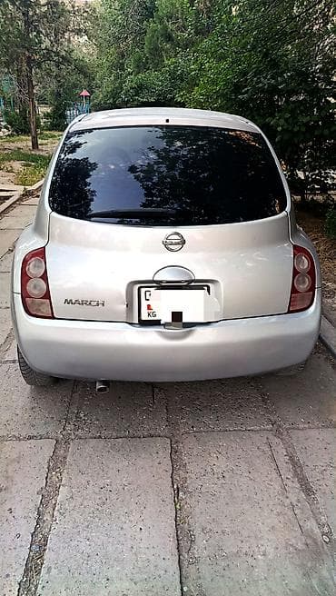 mazda cronos: Nissan March: 2002 г., 1.3 л, Автомат, Бензин, Лифтбек — 3