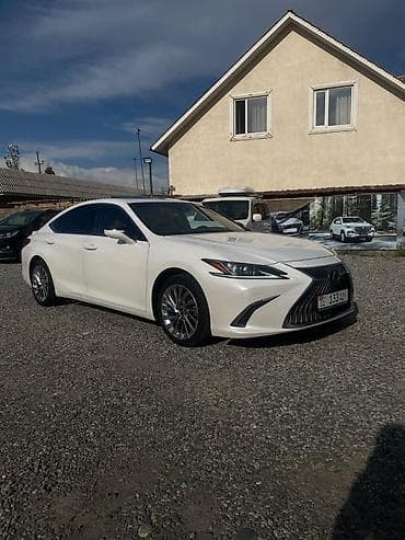 lexus монитор: Lexus ES: 2019 г., 2.5 л, Автомат, Гибрид, Седан — 1