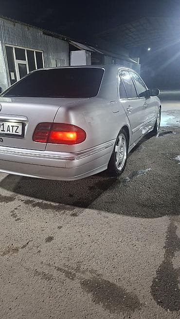 v class: Mercedes-Benz E-Class: 2000 г., 2.8 л, Автомат, Бензин, Седан — 3