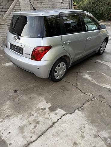 делал: Toyota Ist: 2003 г., 1.3 л, Автомат, Бензин, Хэтчбэк — 4