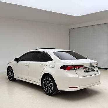 Продажа авто: Toyota Corolla: 2019 г., Автомат, Гибрид, Седан — 4