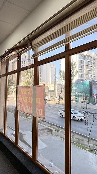 170000: Сдаётся светлое коммерческое помещение 50 м2 1 линия 1 этаж Доступ — 4