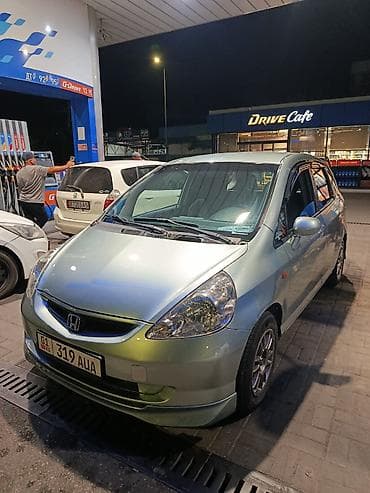 Honda Jazz: 2002 г., 1.4 л, Механика, Бензин, Хэтчбэк — 1